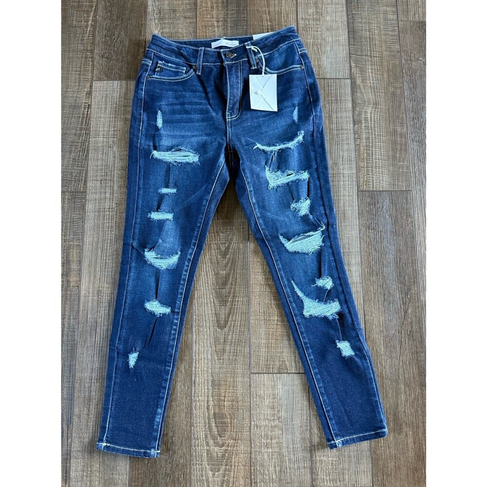 KanCan Curvy Skinny Jeans Sz. 9/28 NWT